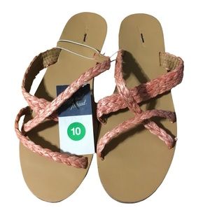 Universal Thread size 10 Sandals